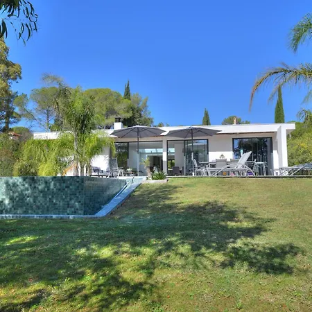 Villa Californienne Grand Standing Avec Piscine Miroir Calme Et Residentiel Borne Ev *